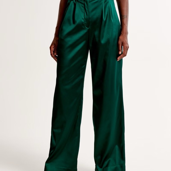 NWT A&F Sloane Tailored Satin Sculpt Pant, Size 31 - GRAY - Picture 3 of 4